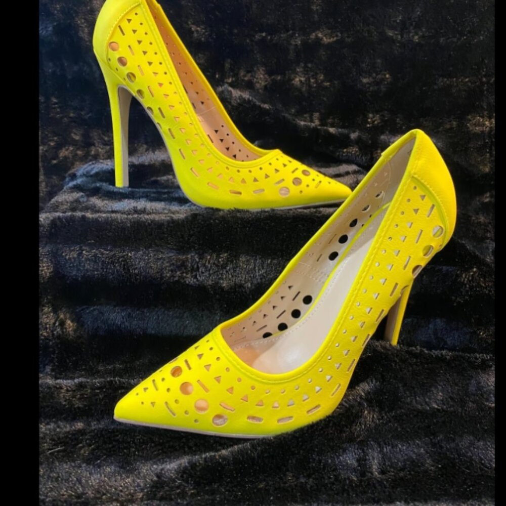 NIB/NWOT Just Fab Stiletto Heels